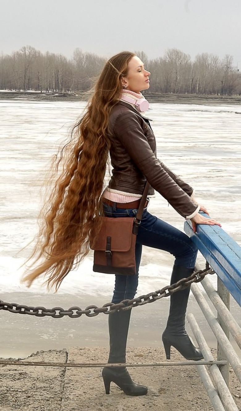 девочка с очень длинными волосами. анастасия сидорова (@sidorovaanastasiya). девочка с длинными волосами. красивые девушки шатенки. Karen abramyan модель.